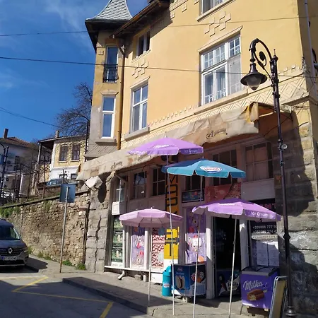 Mercury Гостьовий будинок